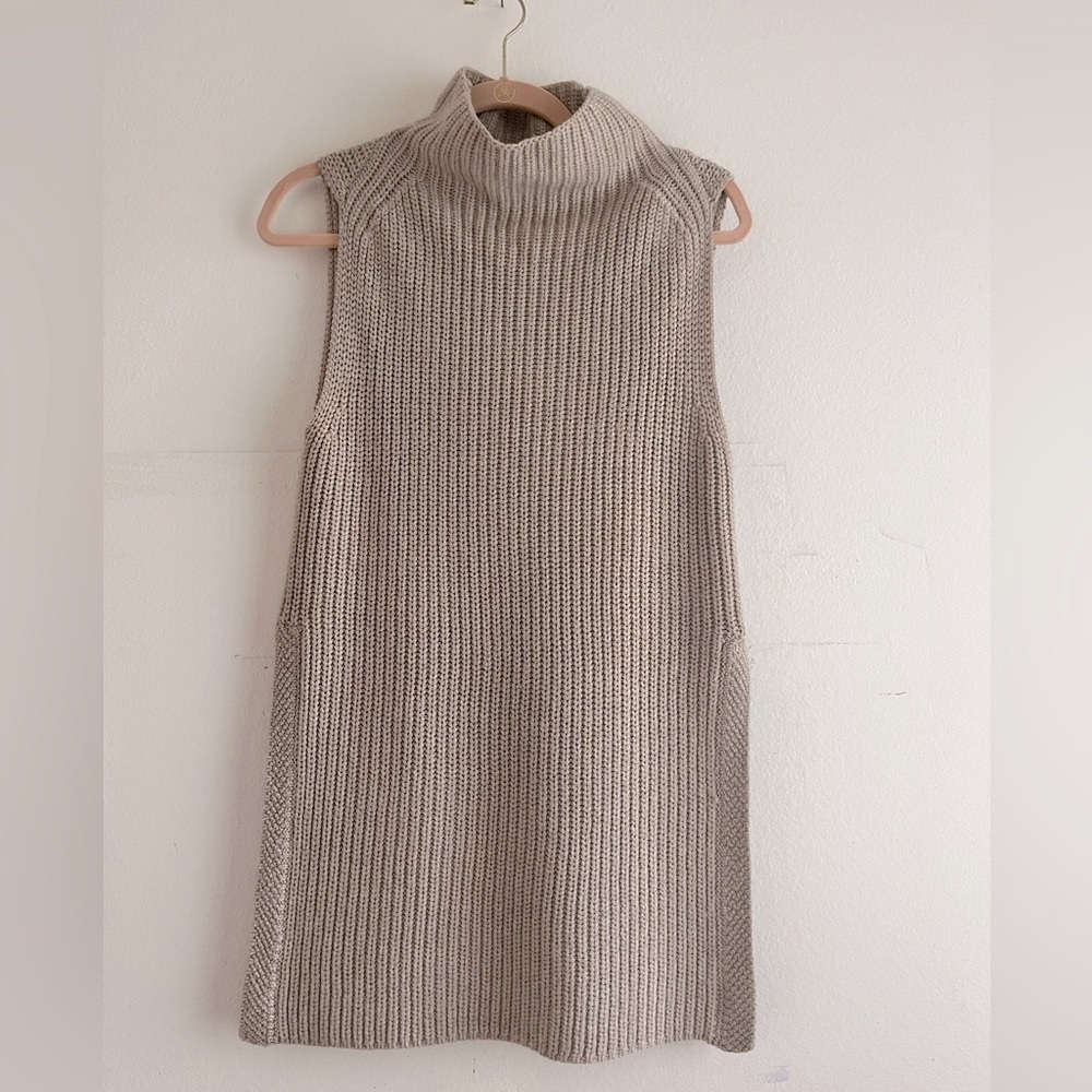 Wilfred Aritzia Wool Mock Neck Sleeveless Sweater Tank Size XS